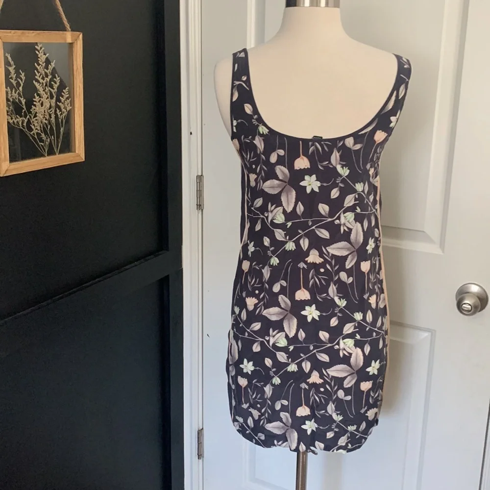 Club Monaco Sleepwear 100% Silk Mini Dress. Size 00 - Picture 3 of 9